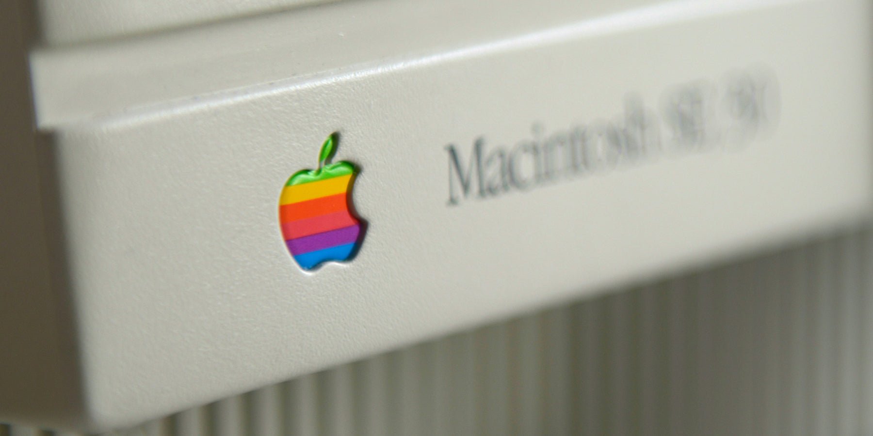 Apple wordt 50: waarom dit merk ons leven (en ons hart) veroverde