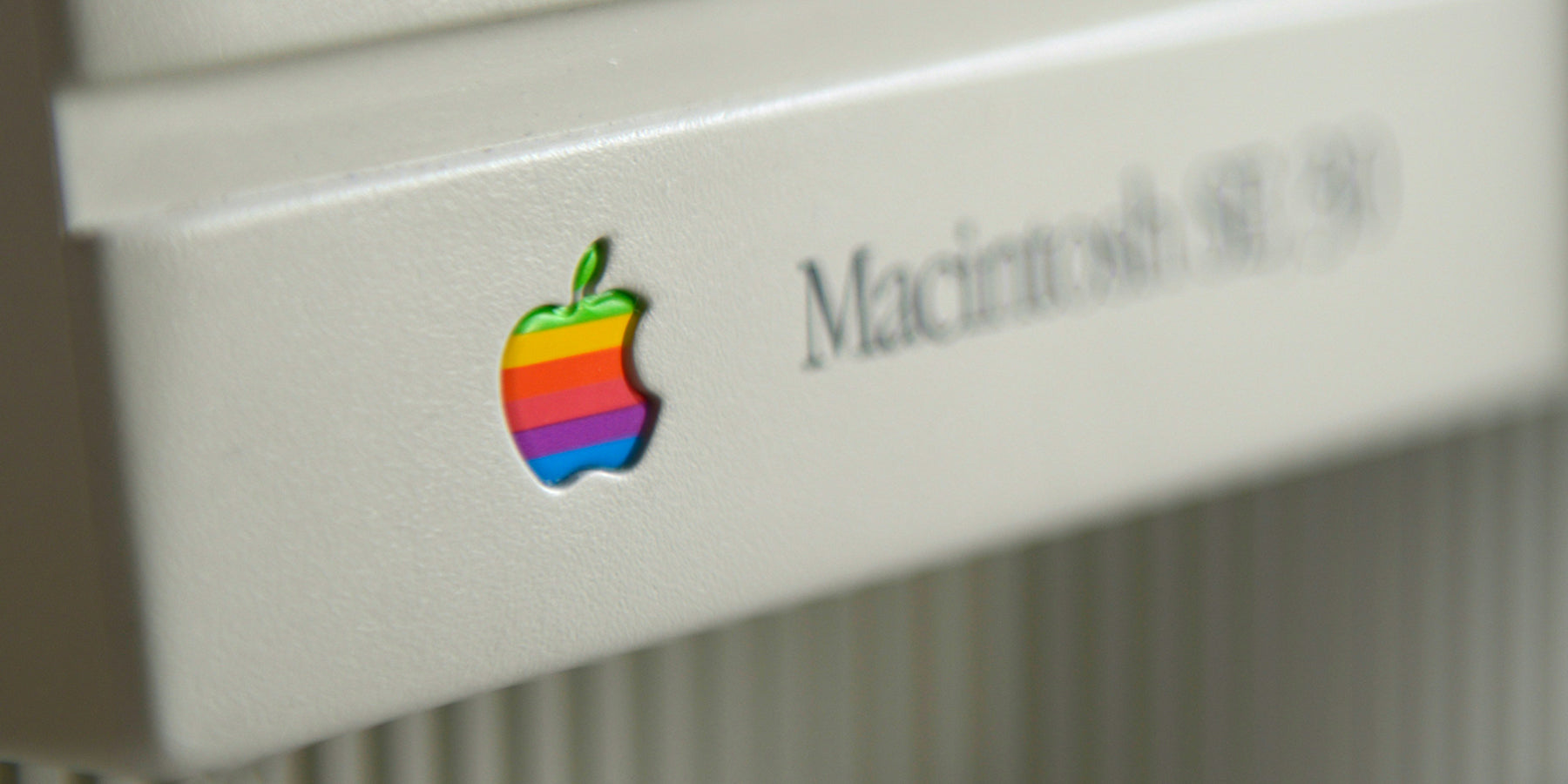 Apple wordt 50: waarom dit merk ons leven (en ons hart) veroverde