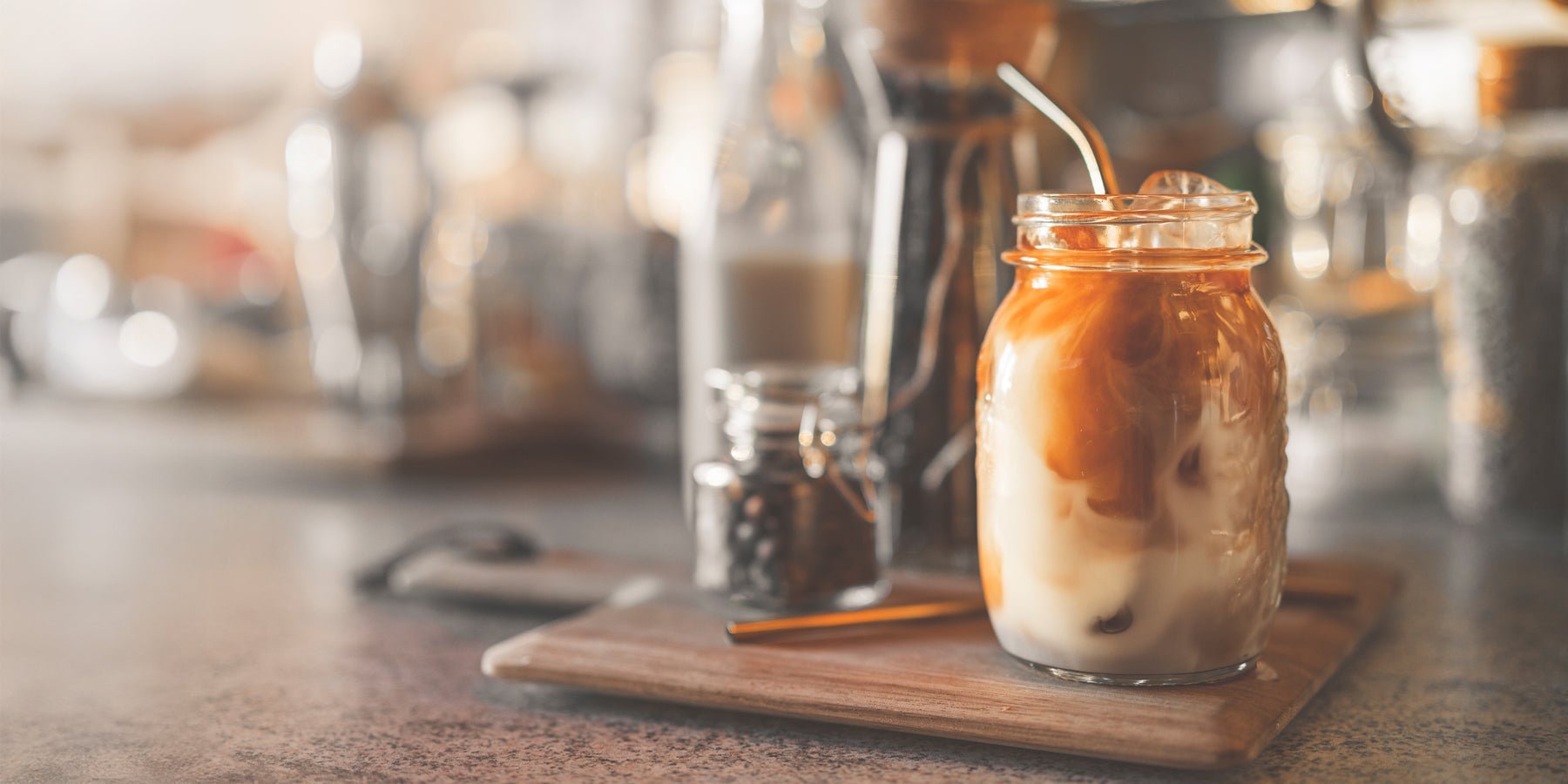 Home Café recept: Iced Caramel Coffeeshake - Happlify