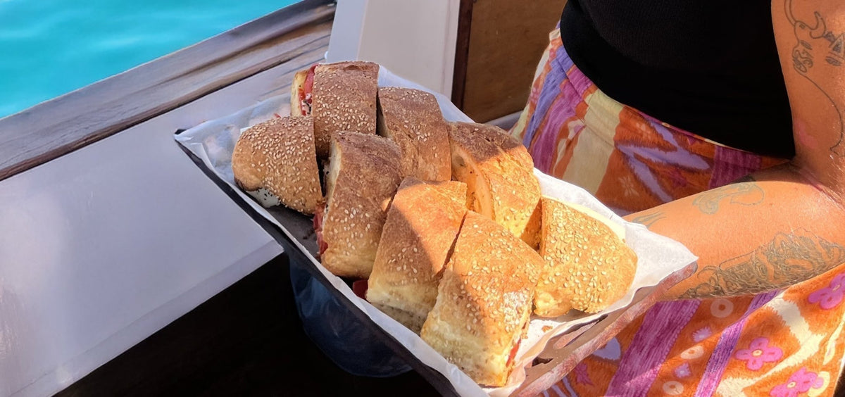 Pane cunzato recept: het Siciliaanse broodje dat we nooit meer vergeten