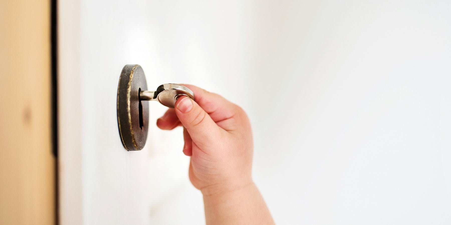 Veilig wonen (in Rotterdam)? Zo maak je jouw huis veilig én relaxed - Happlify