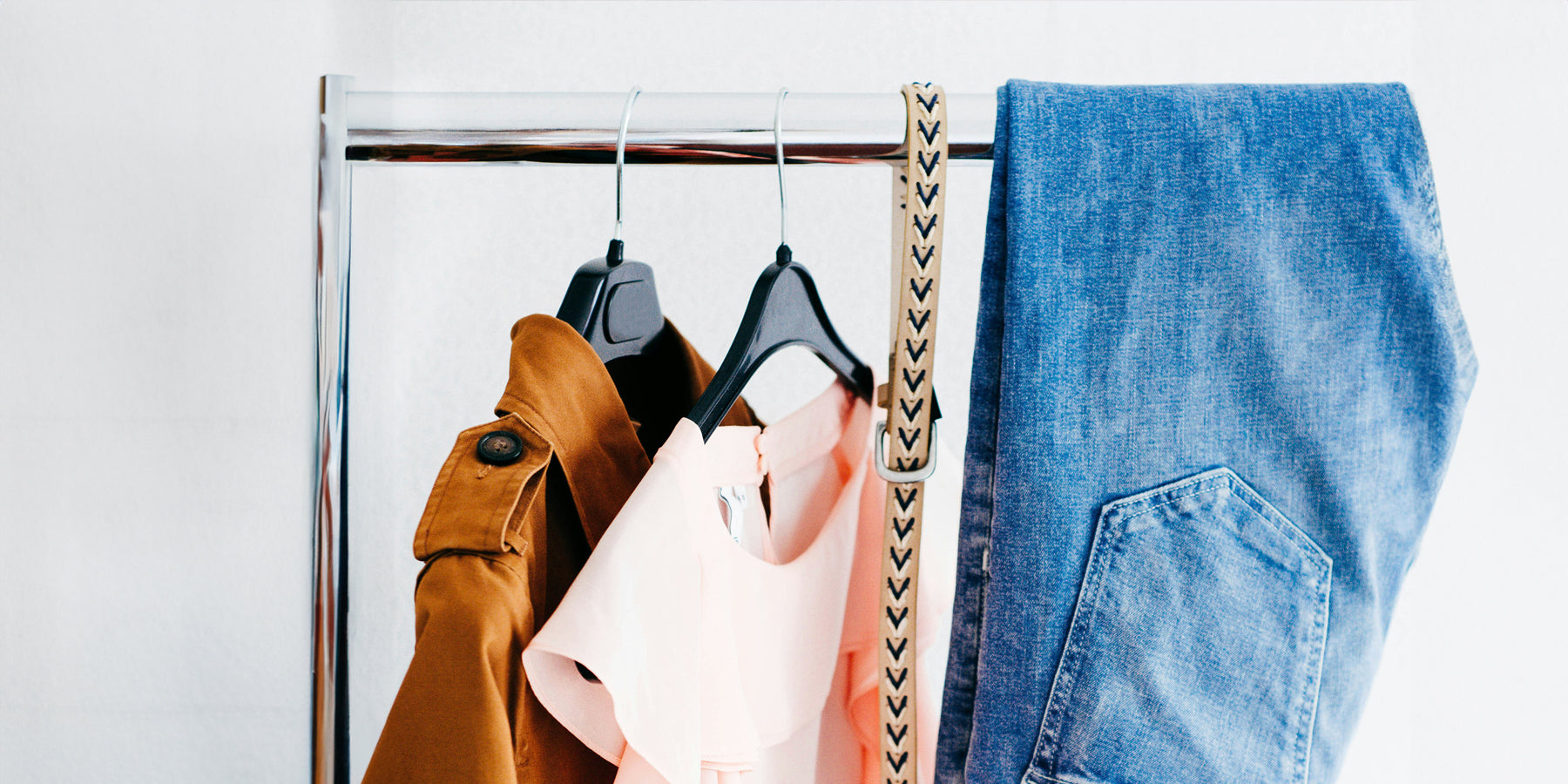 Kwalitatieve mode voor minder: tips voor een budgetvriendelijke garderobe