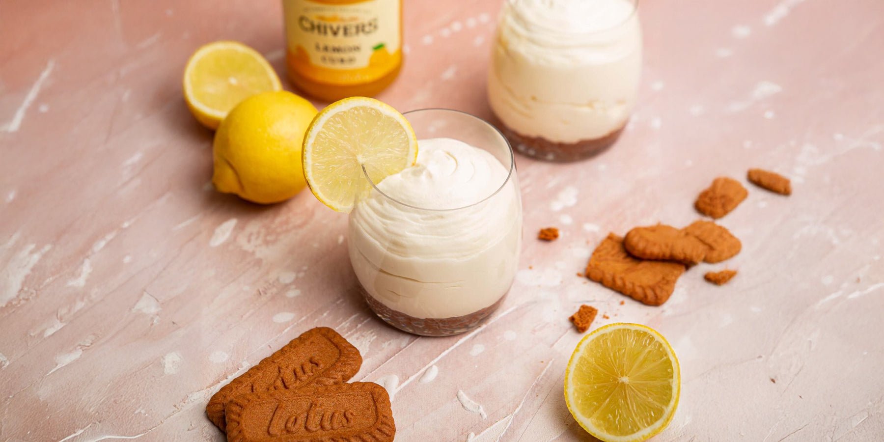 Lemon curd mousse met Biscoff – fris, romig en feestelijk eenvoudig
