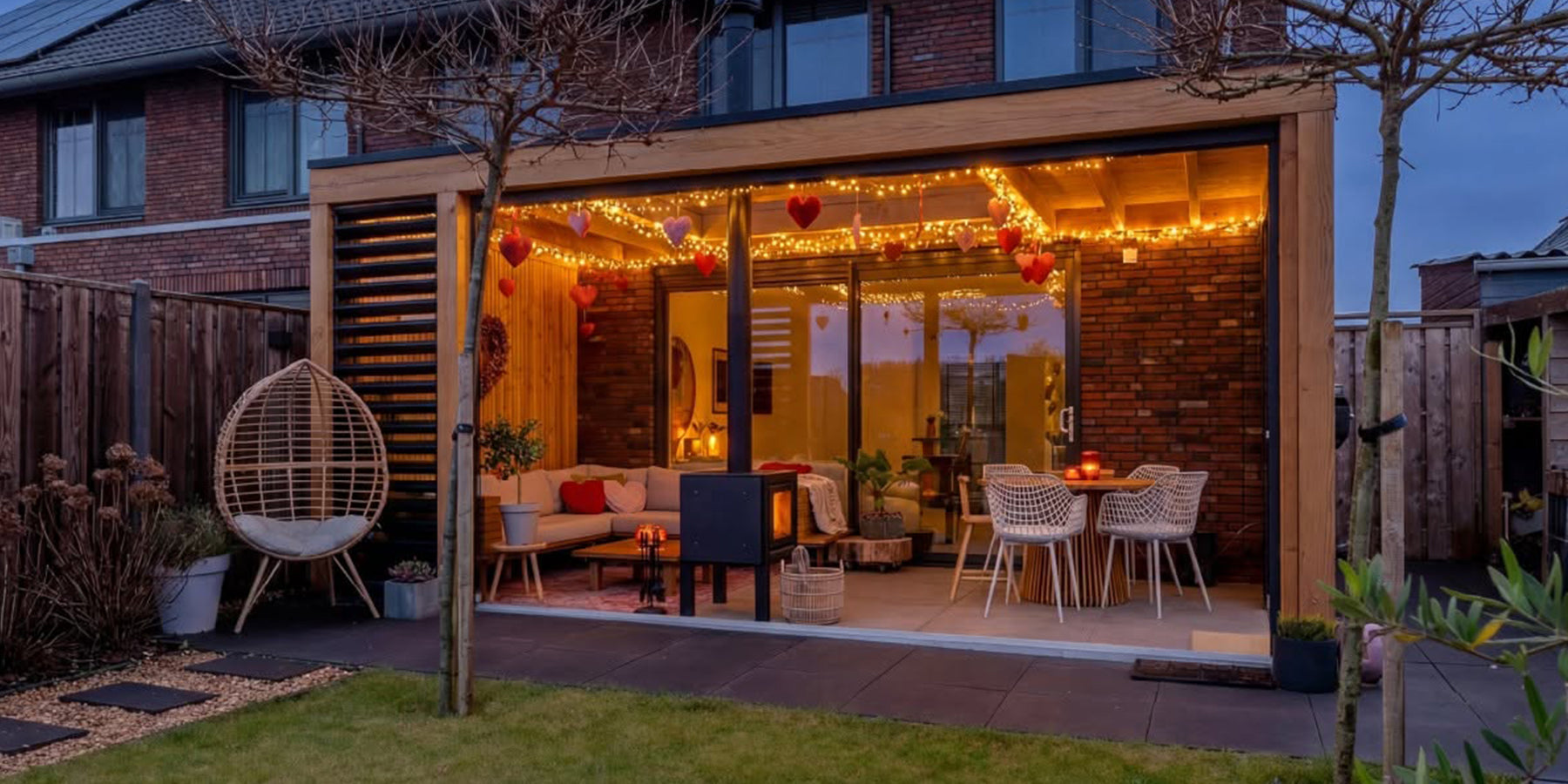 Zo kun je je tuinkamer aan huis inrichten